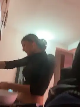 Snapshot of _Kinky69_ chatting on October 28, 2025, 8:41 pm Kinky69 online show from October 28, 2025, 8:41 pm