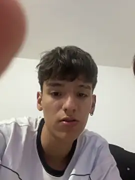 Snapshot of _Kinky69_ chatting on December 4, 2025, 3:38 am Kinky69 online show from December 4, 2025, 3:38 am