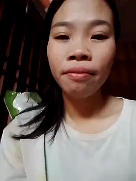 Lover-loverxx online show from October 8, 2025, 12:01 am