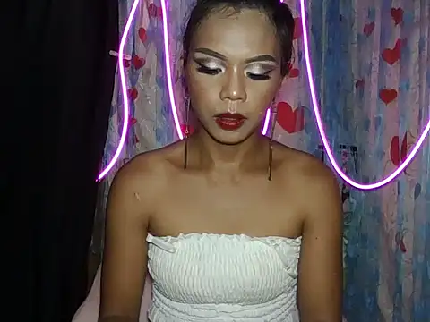 Snapshot of Kim25xxxx chatting on July 13, 2026, 7:18 am Kim25xxxx online show from July 13, 2026, 7:18 am