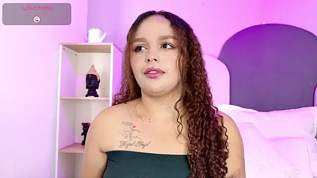 Snapshot of CamilaGomez149 chatting on July 21, 2026, 6:42 pm CamilaGomez149 online show from July 21, 2026, 6:42 pm