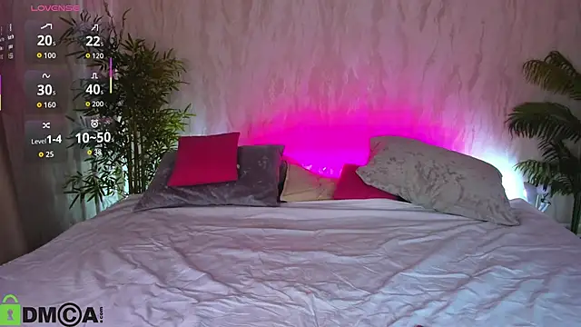 Snapshot of Alic_Fox chatting on November 7, 2025, 12:37 am Alic Fox online show from November 7, 2025, 12:37 am