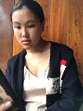 Mai lovely online show from October 20, 2025, 2:24 am