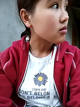 Mai lovely online show from March 2, 2026, 10:44 am