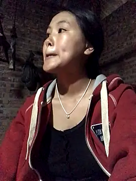 Mai lovely online show from November 3, 2025, 11:52 pm