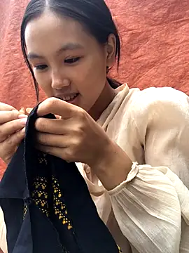 Mai lovely online show from October 1, 2025, 8:52 am