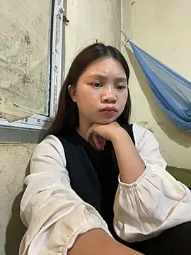 Mayy1 online show from April 27, 2026, 1:36 am