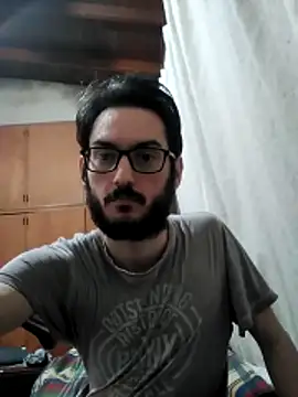 Fefede97  online show from May 6, 2026, 2:32 pm