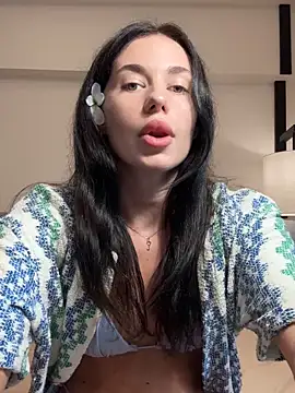 JossMuse  online show from September 25, 2025, 3:34 am
