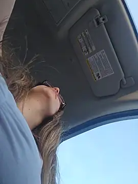 xofrankiefinexo online show from February 13, 2026, 1:44 pm