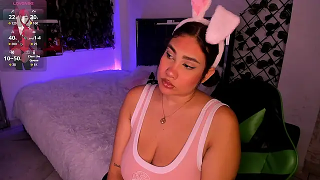 JessiicaaLane online show from October 28, 2025, 4:57 am