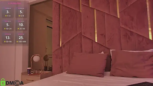 Snapshot of AriannaLure chatting on November 15, 2025, 7:29 pm AriannaLure online show from November 15, 2025, 7:29 pm