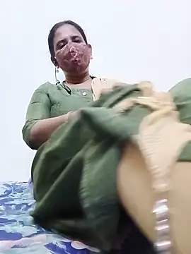Snapshot of tamil_Boomika chatting on June 3, 2026, 2:07 pm tamil Boomika online show from June 3, 2026, 2:07 pm
