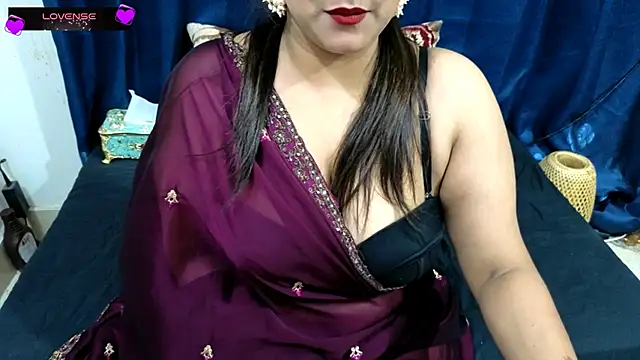 Sanvi-Queen online show from March 24, 2026, 8:20 pm