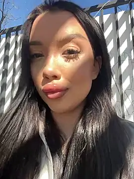 kiss Lissa online show from March 1, 2026, 9:31 am