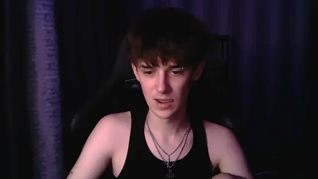 Snapshot of Hoot_Dude_ chatting on December 5, 2025, 2:37 pm Hoot Dude online show from December 5, 2025, 2:37 pm