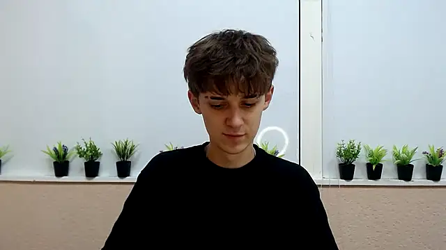 Snapshot of Hoot_Dude_ chatting on October 18, 2025, 1:35 pm Hoot Dude online show from October 18, 2025, 1:35 pm