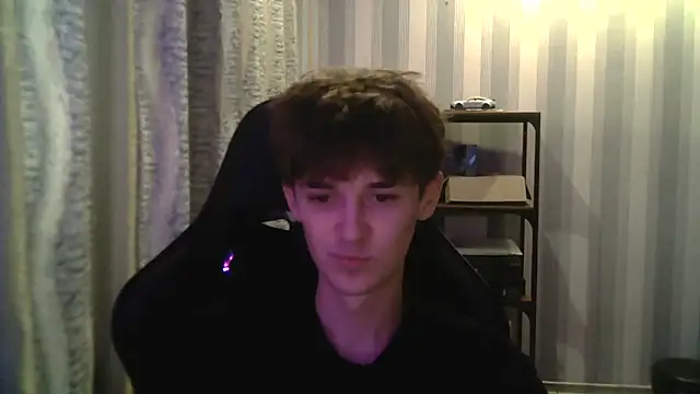 Snapshot of Hoot_Dude_ chatting on November 28, 2025, 11:21 am Hoot Dude online show from November 28, 2025, 11:21 am