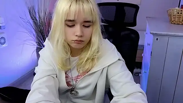 Shuhua Meow online show from October 8, 2025, 11:01 am