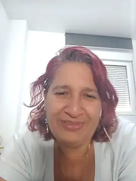 diablilla02 online show from September 26, 2025, 2:24 pm