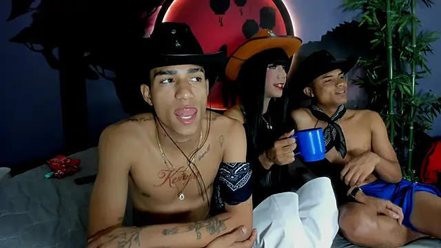 Bi Loverss online show from September 28, 2025, 5:42 pm