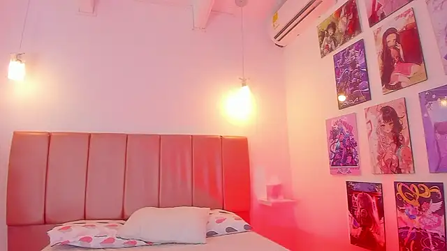 Snapshot of emily__walker chatting on February 14, 2026, 4:13 am emily walker online show from February 14, 2026, 4:13 am