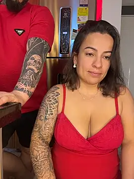 liz and thiago online show from October 12, 2025, 1:29 am