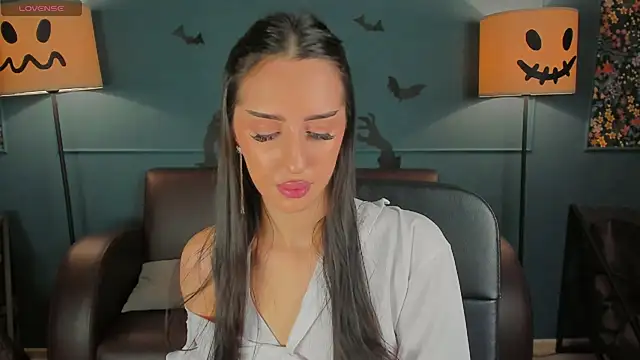 LisaFoxie online show from October 26, 2025, 10:15 am