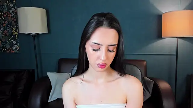 LisaFoxie online show from October 10, 2025, 10:27 am