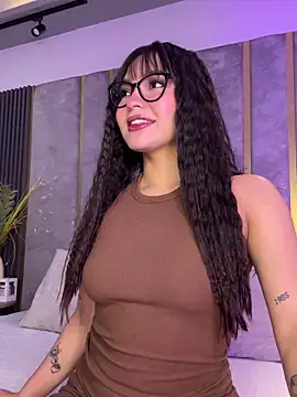 Snapshot of Samantha_Hans chatting on February 6, 2026, 9:33 pm Samantha Hans online show from February 6, 2026, 9:33 pm