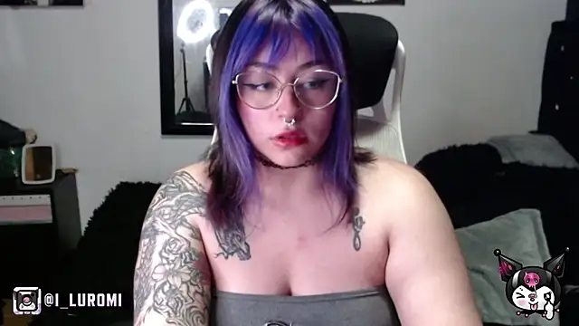 Iluromi online show from January 5, 2026, 5:49 pm