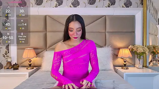 Snapshot of MayaDeLuca chatting on October 25, 2025, 8:31 pm MayaDeLuca online show from October 25, 2025, 8:31 pm