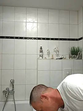 Snapshot of TommyTom76 chatting on October 26, 2025, 10:15 am TommyTom76 online show from October 26, 2025, 10:15 am