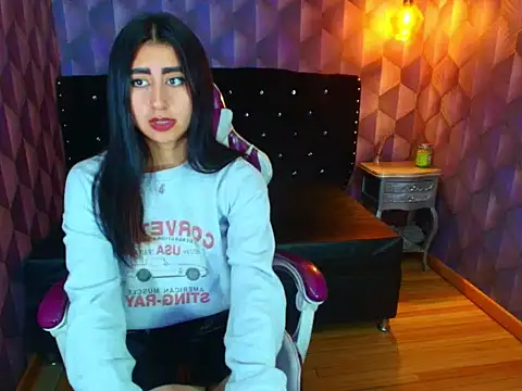 Snapshot of Nanisshawna chatting on November 7, 2025, 2:38 am Nanisshawna online show from November 7, 2025, 2:38 am