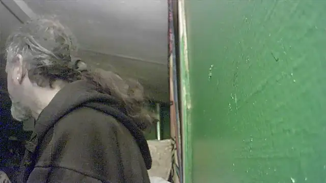 Snapshot of HippieDad333 chatting on October 2, 2025, 10:29 am HippieDad333 online show from October 2, 2025, 10:29 am