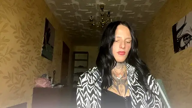 NamBraun online show from October 17, 2025, 8:21 pm