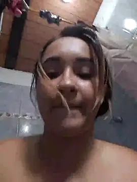 Sweetkataleya777 online show from October 5, 2025, 4:42 pm