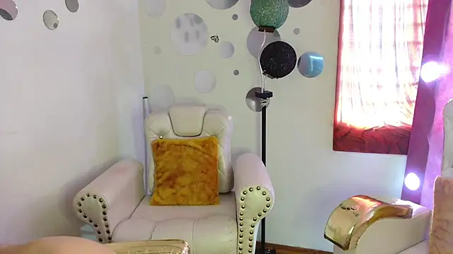 David Fox01 online show from November 7, 2025, 7:18 pm