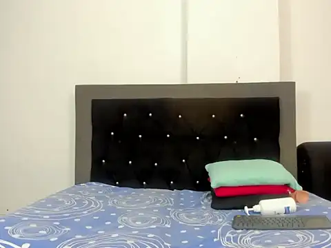 vfridaper online show from March 22, 2026, 1:12 pm