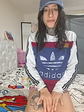 Snapshot of Harley_Miller_ chatting on September 29, 2025, 12:00 pm Harley Miller online show from September 29, 2025, 12:00 pm