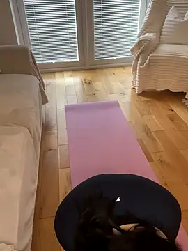 Ruby-Black online show from November 25, 2025, 11:10 am