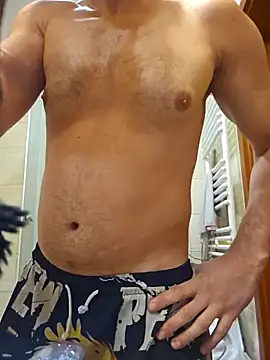 Snapshot of Ando1992 chatting on December 14, 2025, 9:31 pm Ando1992 online show from December 14, 2025, 9:31 pm