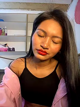 Snapshot of fenixzara chatting on October 10, 2025, 5:58 pm fenixzara online show from October 10, 2025, 5:58 pm