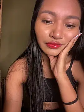 Snapshot of fenixzara chatting on October 2, 2025, 6:22 pm fenixzara online show from October 2, 2025, 6:22 pm