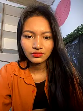 Snapshot of fenixzara chatting on October 8, 2025, 6:30 pm fenixzara online show from October 8, 2025, 6:30 pm