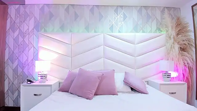 Snapshot of Charlotte_hall_ chatting on October 8, 2025, 3:19 am Charlotte hall online show from October 8, 2025, 3:19 am