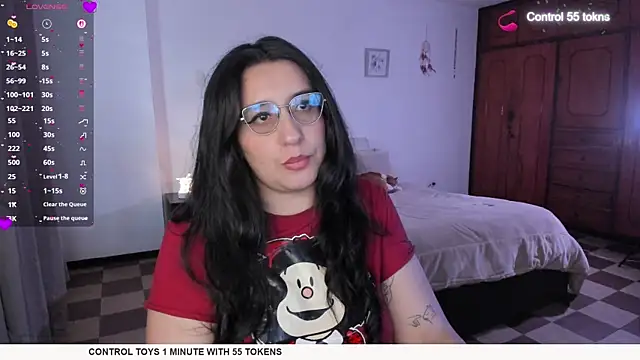 Snapshot of tellmemaddie chatting on May 13, 2026, 10:06 pm tellmemaddie online show from May 13, 2026, 10:06 pm