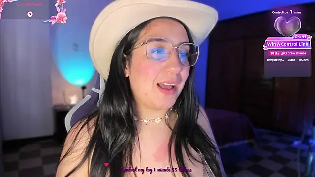 Snapshot of tellmemaddie chatting on July 8, 2026, 7:58 pm tellmemaddie online show from July 8, 2026, 7:58 pm