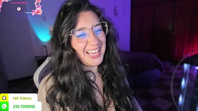 Snapshot of tellmemaddie chatting on July 27, 2026, 11:12 pm tellmemaddie online show from July 27, 2026, 11:12 pm
