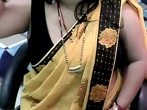 BABITA KUMARII online show from February 19, 2026, 5:10 pm